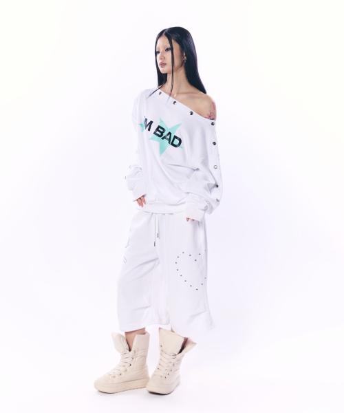 SETUP-EXE（セットアップイーエックスイー）の「STUDDED SLEEVE MTM / IVORY（スウェット・レディース・その他・OS）」の4枚目の写真