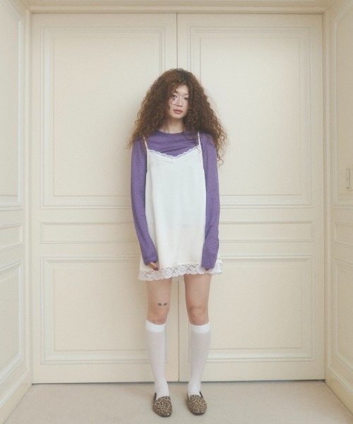 chernyy（チェルニー）の「satin lace mini cami dress / サテンレースキャミワンピ（ワンピース・レディース・ブラック/アイボリー/ピンク・MEDIUM/SMALL/LARGE）」の6枚目の写真