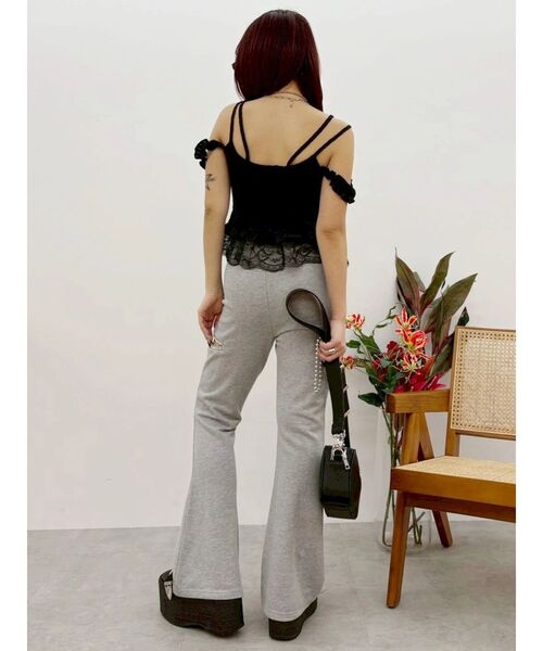 EVRIS（エヴリス）の「ビジューカッティングスウェットフレアパンツ（スウェットパンツ・レディース・グレー/ブラック・FREE）」の17枚目の写真
