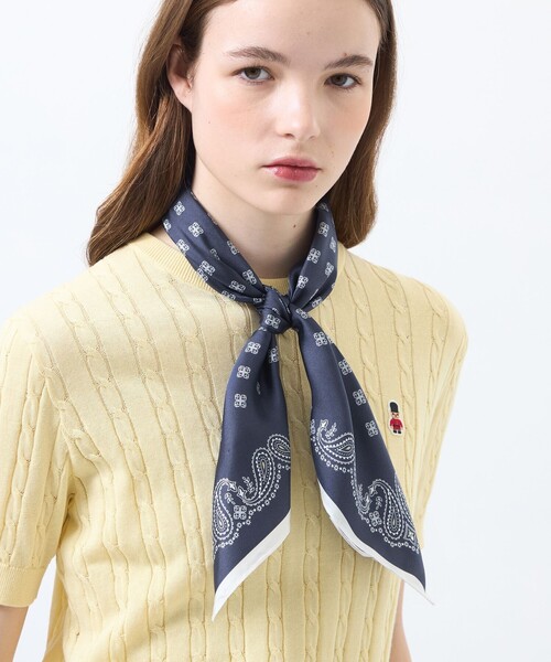 MACKINTOSH PHILOSOPHY（ﾏｯｷﾝﾄｯｼｭ ﾌｨﾛｿﾌｨｰ）の「ラッケンブースシルクスカーフ（バンダナ/スカーフ・レディース・ブルー系その他3/オフホワイト/ダークネイビー・FREE）」の5枚目の写真