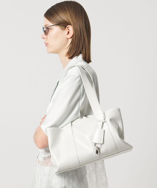 OSOI(オソイ)の「<OSOI>SHELL DUFFEL トートバッグ(トートバッグ・レディース・ブラック/オフホワイト/ライトブルー・FREE)」の15枚目の写真