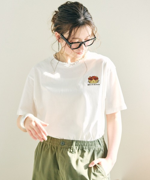 sanrio(サンリオ)の「【sanrio characters】HELLO KITTY/日焼けキティ半袖Tシャツ《サンリオキャラクターズ》(Tシャツ/カットソー・レディース・オフホワイト/ブラック/ピンク・M/3L/L/LL)」の10枚目の写真