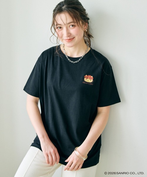 sanrio(サンリオ)の「【sanrio characters】HELLO KITTY/日焼けキティ半袖Tシャツ《サンリオキャラクターズ》(Tシャツ/カットソー・レディース・オフホワイト/ブラック/ピンク・M/3L/L/LL)」の21枚目の写真