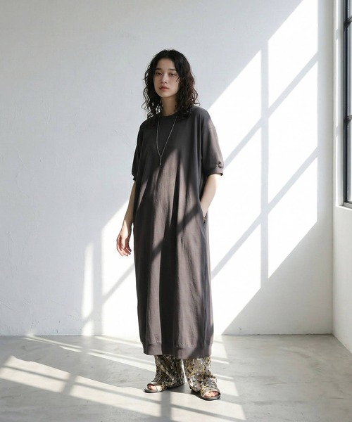 antiqua(アンティカ)の「綿100% 五分袖 コクーン ロングワンピース(ワンピース・レディース・ブラック/ブラウン系その他/ダークグレー/ネイビー・R/TL)」の7枚目の写真