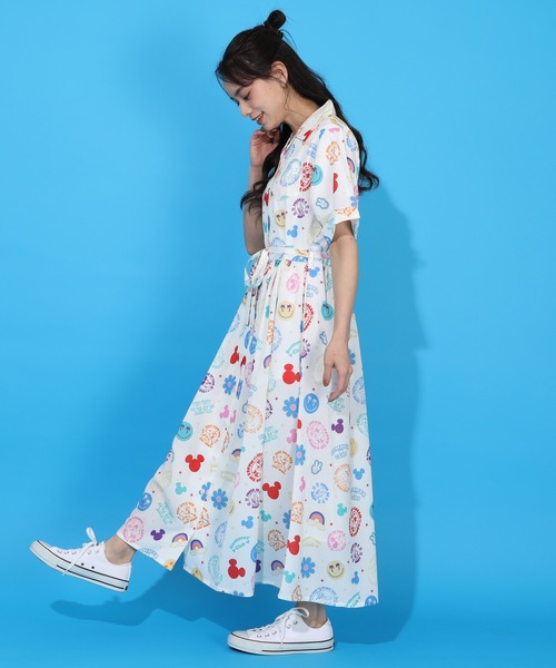 Disney(ディズニー)の「DIS-リゾート総柄OP1598A(ワンピース・レディース・オフホワイト/ダークブラック・F)」の9枚目の写真