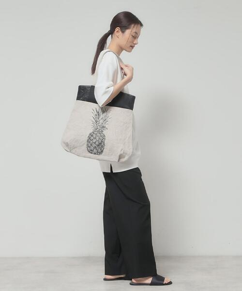 HIROKO HAYASHI(ヒロコハヤシ)の「FILO(フィロ)トートバッグ(トートバッグ・レディース・ベージュ系その他4・00)」の14枚目の写真