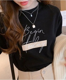 シンプルロゴで大人カジュアルに決まる！着回し力抜群のBeginロゴプリントTシャツ