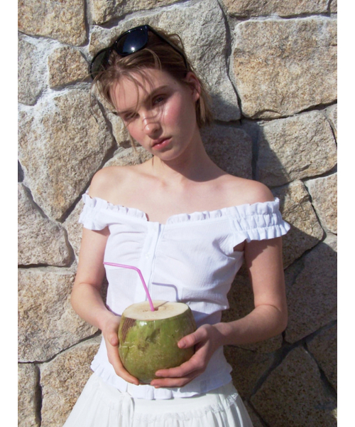 ETMON（エトモン）の「Stripe Shirring Blouse, White（シャツ/ブラウス・レディース・その他・SMALL/MEDIUM）」の3枚目の写真