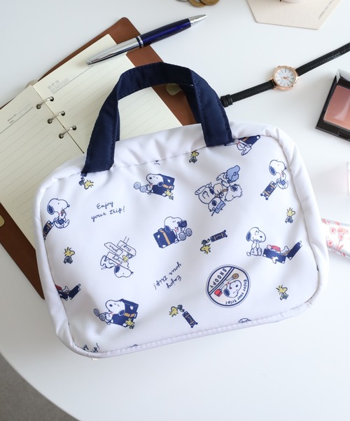 SNOOPY(スヌーピー)の「SNOOPY スヌーピー 吊り下げポーチ 洗面用具 enjoy your trip(トラベルグッズ・レディース・ホワイト・FREE)」の2枚目の写真