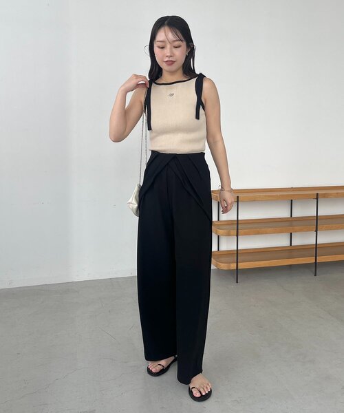 CAPRICIEUX LE'MAGE(カプリシューレマージュ)の「ドレープラップパンツ(その他パンツ・レディース・グレー/ブラック・36/38)」の3枚目の写真