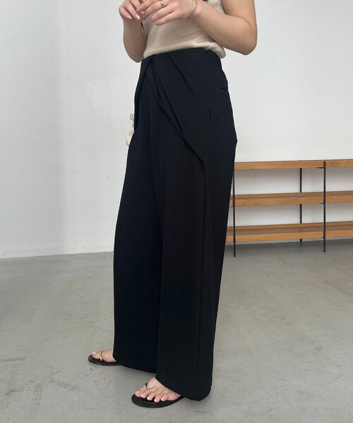 CAPRICIEUX LE'MAGE(カプリシューレマージュ)の「ドレープラップパンツ(その他パンツ・レディース・グレー/ブラック・36/38)」の7枚目の写真