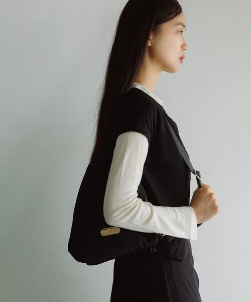 RODE SKO(ロデスコ)の「『別注』OUTDOOR PRODUCTS×hun RODESKO ONE SHOULDER(ショルダーバッグ・レディース・ブラック/ブラウン・-)」の4枚目の写真