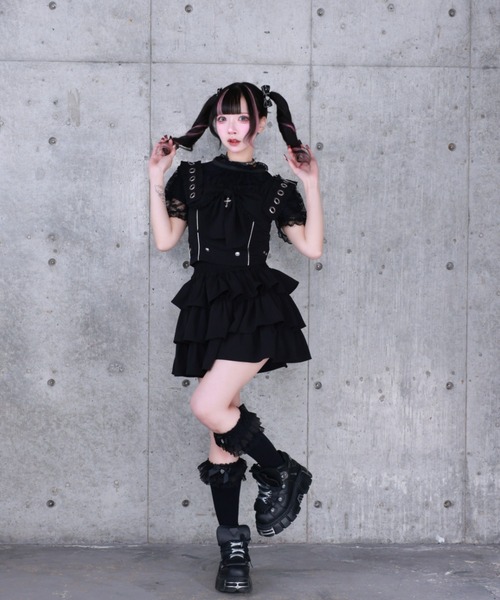 Amilige(アミリージュ)の「リボンクロストップス+フリルティアードスカートセット(セットアップ・レディース・グレー/ブラック・FREE)」の21枚目の写真