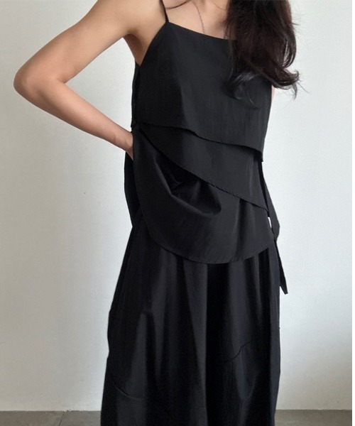 YUGA(ユーガ)の「YUGA_YGMC Korean-style Asymmetrical layered camisole + skirt set(ワンピース・レディース・ホワイト/ライトブルー/ブラック・FREE)」の16枚目の写真