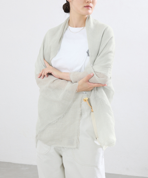 IENA(イエナ)の「NIMNIMDUAI/ニムニムデュアイ 別注 PREMIUM LINEN GAUZE STOLE ストール(ストール/ショール・レディース・ボルドー/グレー/ベージュ/チャコールグレー・FREE)」の2枚目の写真