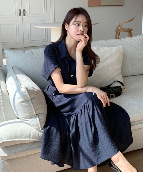 2ly2(トゥーリートゥー)の「シャツワンピース レディース 半袖 ロング丈 ティアード ベルト付き(ワンピース・レディース・ネイビー・FREE)」の8枚目の写真