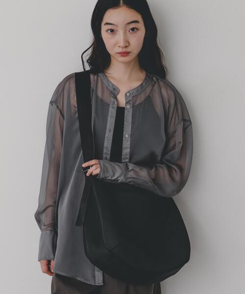 SENSE OF PLACE by URBAN RESEARCH(センスオブプレイスバイアーバンリサーチ)の「メッシュマンドリンショルダー(ショルダーバッグ・レディース・ベージュ/ブラック・ONE)」の1枚目の写真