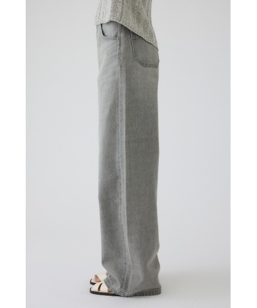 RIM.ARK(リムアーク)の「Middle straight light denim(ミドル ストレート ライト デニム)(デニムパンツ・レディース・グレー・36/34/38)」の11枚目の写真