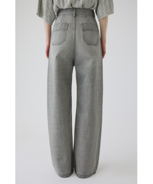 RIM.ARK(リムアーク)の「Middle straight light denim(ミドル ストレート ライト デニム)(デニムパンツ・レディース・グレー・36/34/38)」の12枚目の写真
