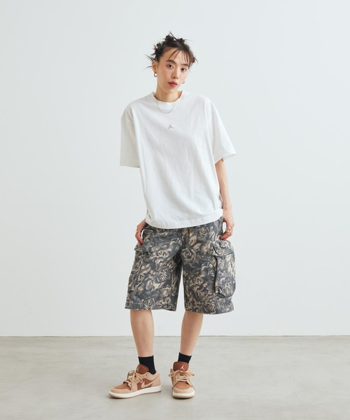 JORDAN BRAND（ジョーダンブランド）の「ジョーダン エッセンシャル ウィメンズ ガールフレンド Tシャツ / Jordan Essentials Women's Girlfriend T-Shirt IM7155-100 White（Tシャツ/カットソー・レディース・ホワイト・L/XS/XL/S/M）」の6枚目の写真