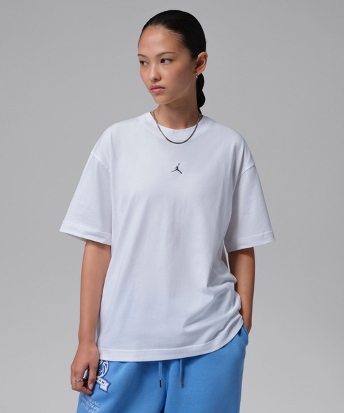 JORDAN BRAND（ジョーダンブランド）の「ジョーダン エッセンシャル ウィメンズ ガールフレンド Tシャツ / Jordan Essentials Women's Girlfriend T-Shirt IM7155-100 White（Tシャツ/カットソー・レディース・ホワイト・L/XS/XL/S/M）」の2枚目の写真