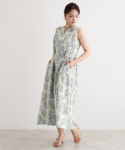 LAURA ASHLEY(ローラアシュレイ)の「【リネン100%/洗える】リリス柄ワンピース(ワンピース・レディース・ピンク系その他/ブルー系・38)」の8枚目の写真