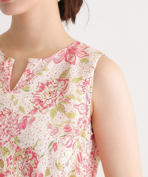 LAURA ASHLEY(ローラアシュレイ)の「【リネン100%/洗える】リリス柄ワンピース(ワンピース・レディース・ピンク系その他/ブルー系・38)」の16枚目の写真