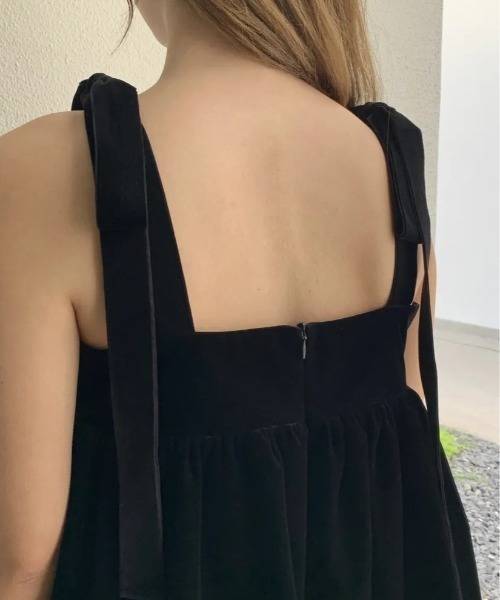 BIRTHDAY BASH(バースデイバッシュ)の「SALLY VELOUR RIBBON CAMISOLE TOPS(Tシャツ/カットソー・レディース・ブラック・MEDIUM/SMALL)」の7枚目の写真