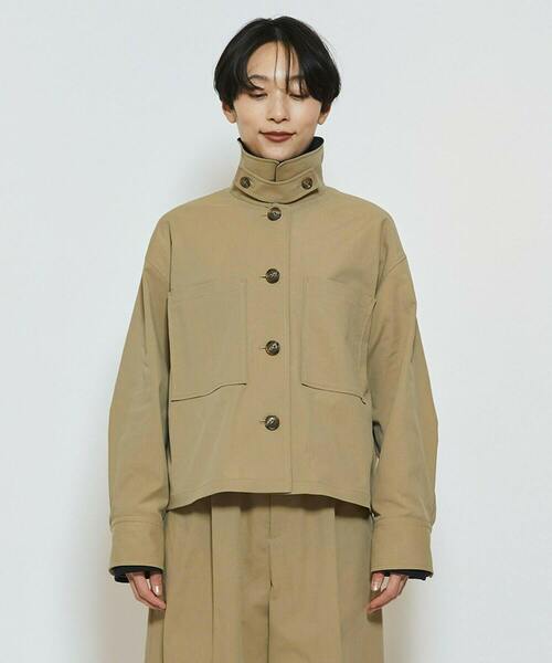 feerique（フィーリック）の「feerique ポリエステルツイルワイドクロップドジャケット［セットアップ可能］（デニムジャケット・レディース・ベージュ/チャコールグレー・1/2）」の21枚目の写真
