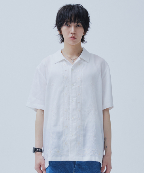 OGARP(オガープ)の「Cuban Open Collar Half Shirt White(Tシャツ/カットソー・レディース・ホワイト・1/2/3)」の1枚目の写真