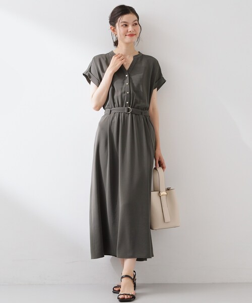 THE SHOP TK (ザ ショップ ティーケー )の「【ひんやり/遮熱】やみつきになる とろみスキッパーワンピース(ワンピース・レディース・ネイビー/スミクロ・12/13/14)」の6枚目の写真