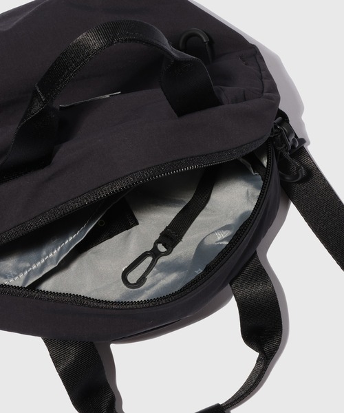 GREGORY(グレゴリー)の「【GREGORY/グレゴリー】SUSZY ROUND CROSS BODY(ショルダーバッグ・メンズ・ブラック・FREE)」の7枚目の写真