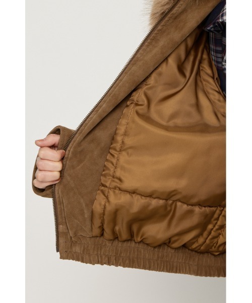 SLY（スライ）の「【26AW受注会大人気アウター！】WASHED PUFFER SHORT BZ ウォッシュドパッファーショートブルゾン 秋服 冬服（ブルゾン・レディース・ブラック/ベージュ系その他/ブラウン系その他2/ダークブラック/バーガンディー・FREE）」の6枚目の写真