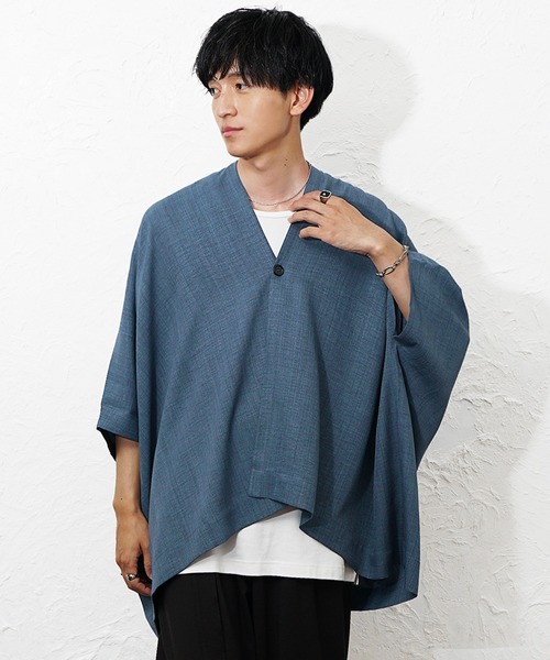 MinoriTY(マイノリティ)の「【MinoriTY】リネンタッチBIGポンチョ メンズ 夏服 ユニセックス 半袖 ワイド(その他アウター・メンズ・ブルー/ライトブラウン/チャコール・S/M/L)」の6枚目の写真