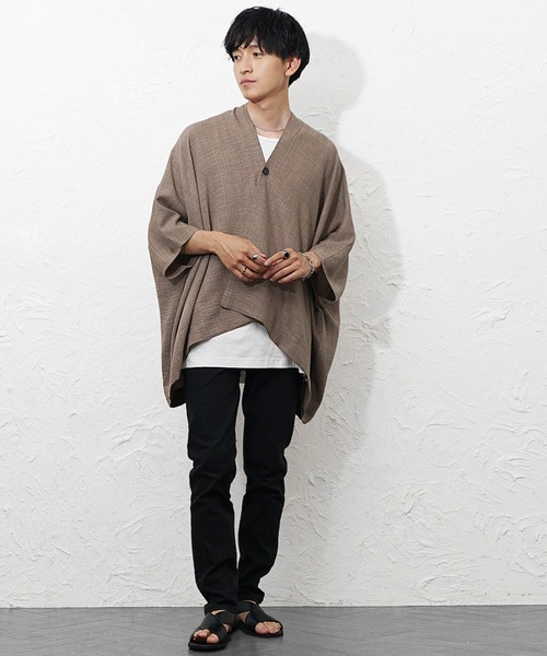 MinoriTY(マイノリティ)の「【MinoriTY】リネンタッチBIGポンチョ メンズ 夏服 ユニセックス 半袖 ワイド(その他アウター・メンズ・ブルー/ライトブラウン/チャコール・S/M/L)」の14枚目の写真