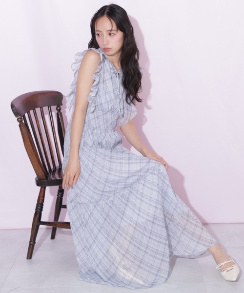 JILL by JILL STUART(ジルバイジルスチュアート)の「シアープリーツワンピース(ワンピース・レディース・グレー系その他/ブラウン系その他/ブラック・FREE)」の1枚目の写真