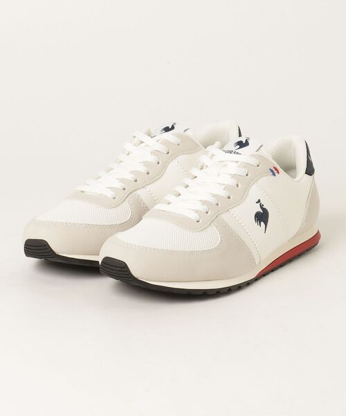 le coq sportif（ルコックスポルティフ）の「LCS バステール  /  LCS BASSE TERRE（スニーカー・メンズ・ホワイト×ネイビー/ブラック×ホワイト・23.5cm/24.0cm/24.5cm/25.0cm/25.5cm/26.0cm/26.5cm/27.0cm/27.5cm/23.0cm）」の2枚目の写真