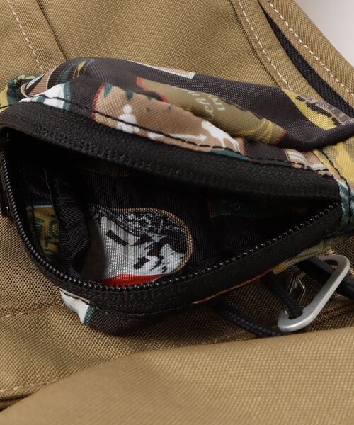KELTY(ケルティ)の「総柄ポーチ付/限定モデル【KELTY】LIMITED ZIP TOTE S(トートバッグ・レディース・タン/ブラック/オリーブ・ONE SIZE)」の6枚目の写真