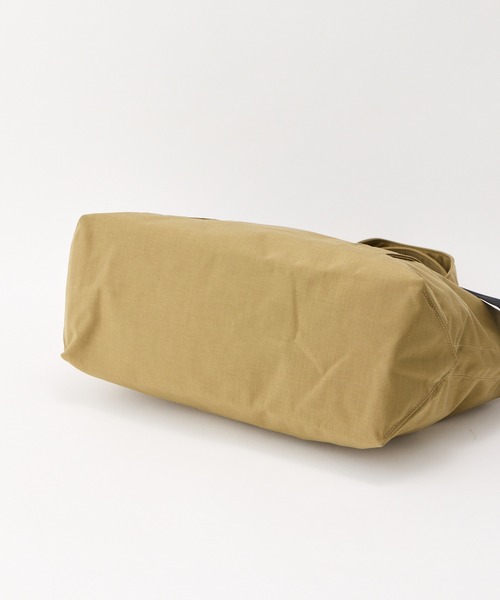 KELTY(ケルティ)の「総柄ポーチ付/限定モデル【KELTY】LIMITED ZIP TOTE S(トートバッグ・レディース・タン/ブラック/オリーブ・ONE SIZE)」の21枚目の写真