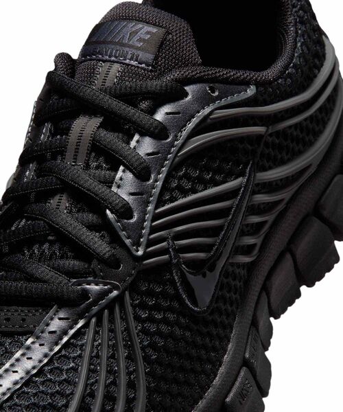 NIKE（ナイキ）の「ナイキ ズーム スカイロン 11 ウィメンズシューズ / Nike Zoom Skylon 11 Women's Shoes IU7360-002 Black（スニーカー・レディース・ブラック・24.5/26/25.5/22.5/22/25/24/23.5/23）」の7枚目の写真