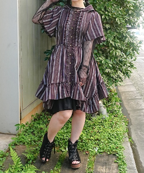 axes femme(アクシーズファム)の「ストライプ柄フードシャツワンピース(チュニック・レディース・ダークブラウン/サックスブルー/ピンク・FREE)」の2枚目の写真