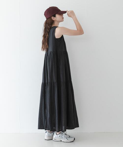URBAN RESEARCH Sonny Label(アーバンリサーチサニーレーベル)の「コットンティアードサッカーワンピース(ワンピース・レディース・ブラウン/ブラック/レッド・FREE)」の8枚目の写真