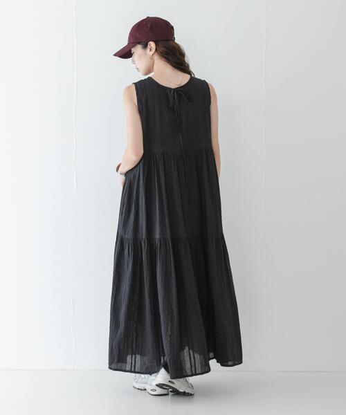 URBAN RESEARCH Sonny Label(アーバンリサーチサニーレーベル)の「コットンティアードサッカーワンピース(ワンピース・レディース・ブラウン/ブラック/レッド・FREE)」の9枚目の写真