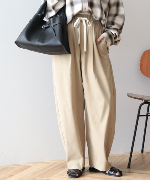 AMERICAN HOLIC(アメリカンホリック)の「ソフトバルーンドロストパンツ(その他パンツ・レディース・ベージュ/カーキ/ダークネイビー・L/M)」の2枚目の写真