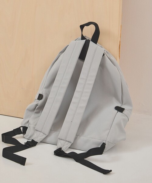 THE NORTH FACE PURPLE LABEL(ザ ノースフェイス パープルレーベル)の「【THE NORTH FACE PURPLE LABEL/ザ・ノース・フェイス パープルレーベル】Field Day Pack/フィールド デイパック/バックパック/リュック/通勤バッグ/軽量(バックパック/リュック・レディース・ブラウン/ブラック/ライトグレー・FREE)」の4枚目の写真