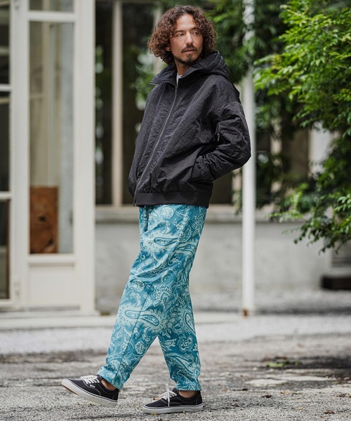 CAMBIO(カンビオ)の「mp15394-Bonded Paisley Allover Balloon Pants 総柄バルーンパンツ(CAM26AW-019)(その他パンツ・メンズ・オリーブ系/ブルーグリーン/グレー系その他・L/M/S)」の13枚目の写真
