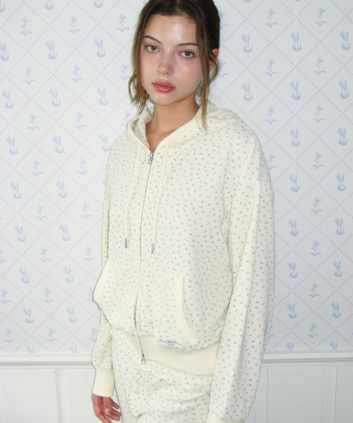 AMESWORLDWIDE(アメスワールドワイド)の「CLASSIC FLOWER WAFFLE HOODIE ZIP-UP CREAM(パーカー・レディース・その他・FREE)」の9枚目の写真