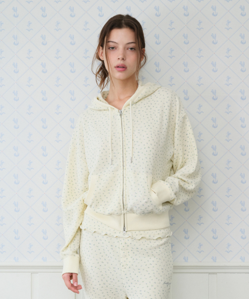 AMESWORLDWIDE(アメスワールドワイド)の「CLASSIC FLOWER WAFFLE HOODIE ZIP-UP CREAM(パーカー・レディース・その他・FREE)」の2枚目の写真