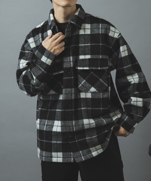 ITEMS URBANRESEARCH（アイテムズ アーバンリサーチ）の「シャギーチェック CPO シャツジャケット（カバーオール・メンズ・ブラック/ブラウン/ネイビー・MEDIUM/LARGE）」の2枚目の写真