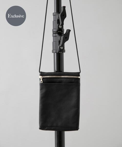 STANDARD SUPPLY（スタンダードサプライ）の「『別注』STANDARD SUPPLY×DOORS　SLING PURSE M/L（ショルダーバッグ・メンズ・グレー/ブラック/ブラウン・ONE）」の2枚目の写真